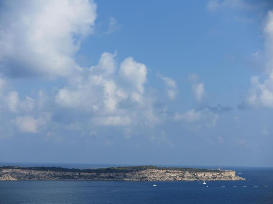 Seaside Serenity: Mellieha Gem Εξωτερικό φωτογραφία